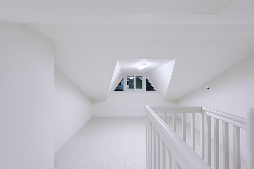 2038599400_atGzC72i_24094d3b29ce23ae4b097e7e05a31567d9714a6b.jpg 이미지크게보기